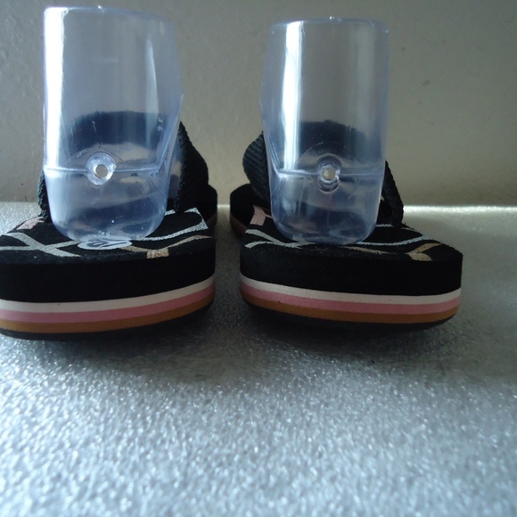 ROXY Women's Black Flip Flop Thong  Size US-10/EU-40 - Picture 6 of 8